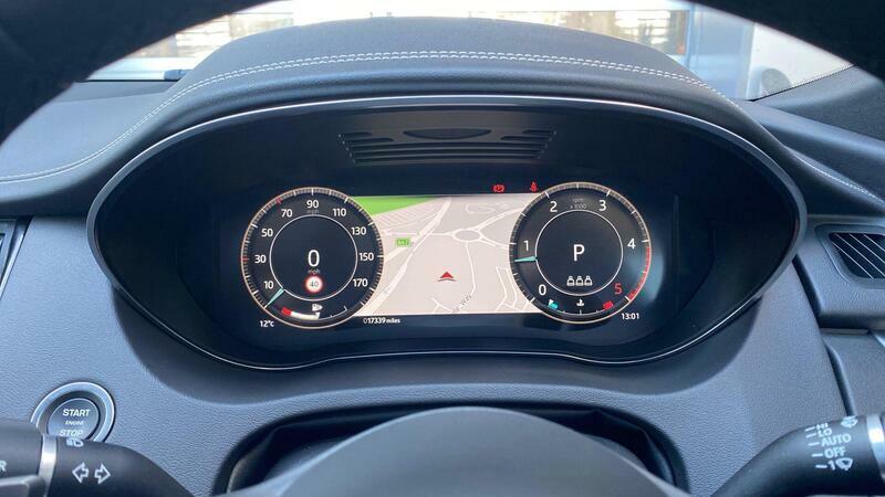 Jaguar E-Pace 1.5 P300e R-dynamic Hse Black Red #16