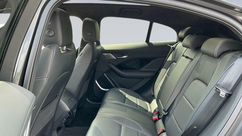 Jaguar I-Pace Ev400 R-dynamic Hse Black Grey #4