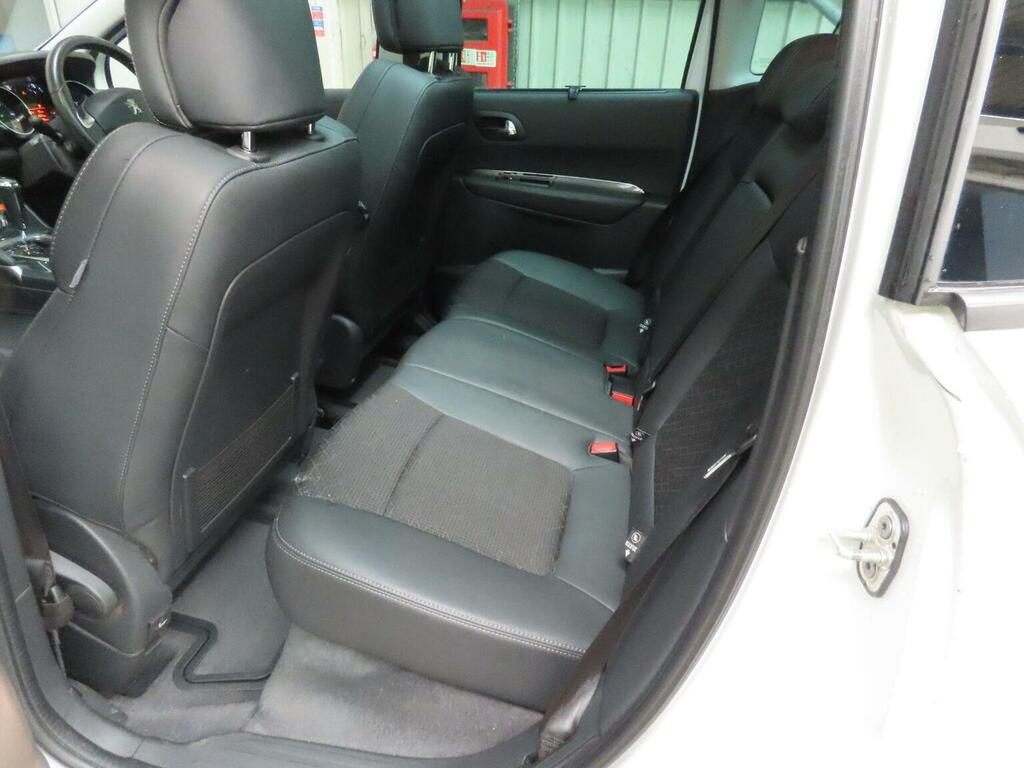 Peugeot 3008 1.6 E-hdi Active Egc Grey #10