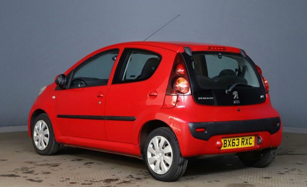 Peugeot 107 1.0 12V Active 2 Tronic Euro 5 Red #2
