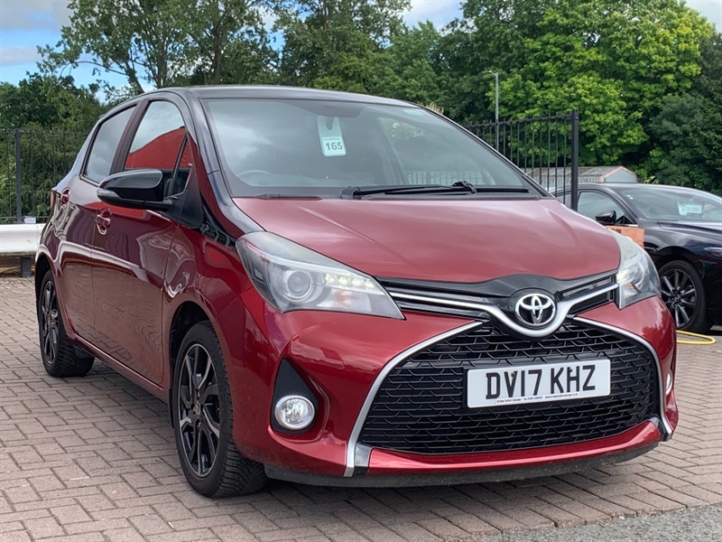 Toyota Yaris 1.33 Dual Vvt-i Design Hatchback Red