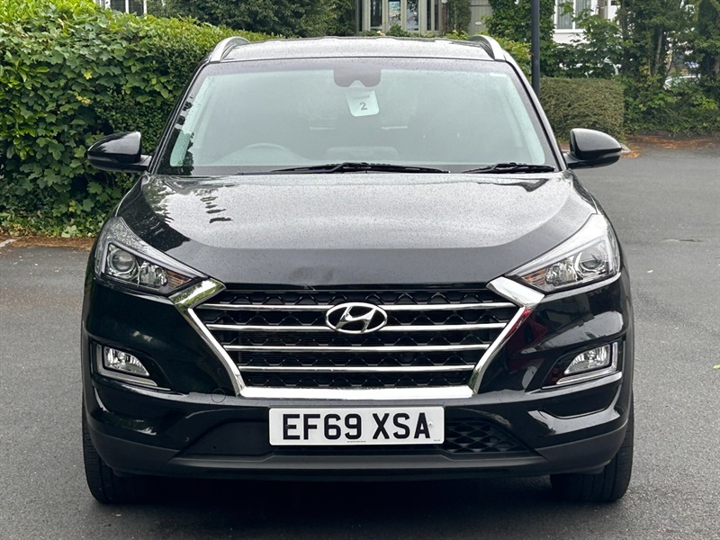 Hyundai Tucson 1.6 Gdi Se Nav Suv Euro 6 Ss EF69XSA Black #2
