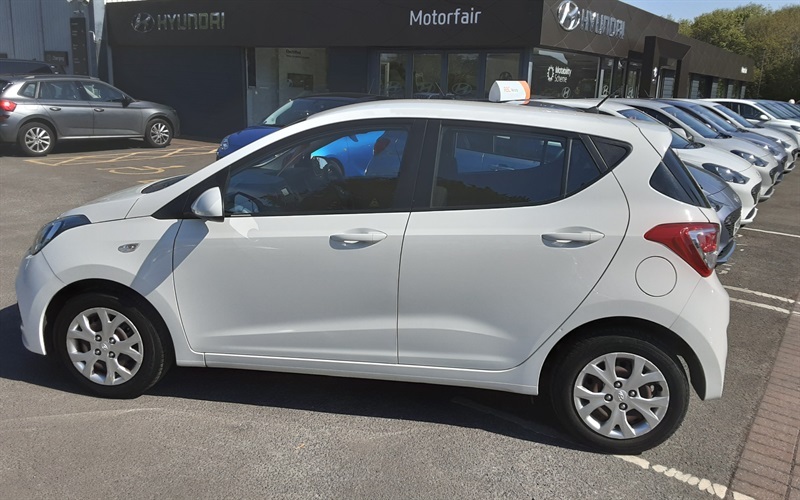 Hyundai I10 1.0 Se Hatchback Euro 5 66 Ps White #4