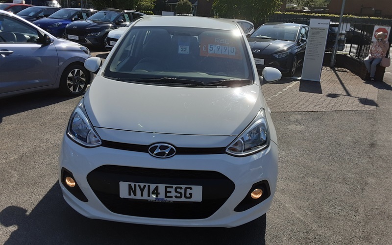 Hyundai I10 1.0 Se Hatchback Euro 5 66 Ps White #2