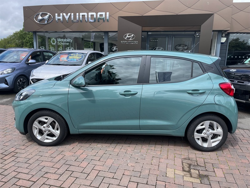 Hyundai I10 1.0 Se Connect Hatchback Euro 6 S Green #3
