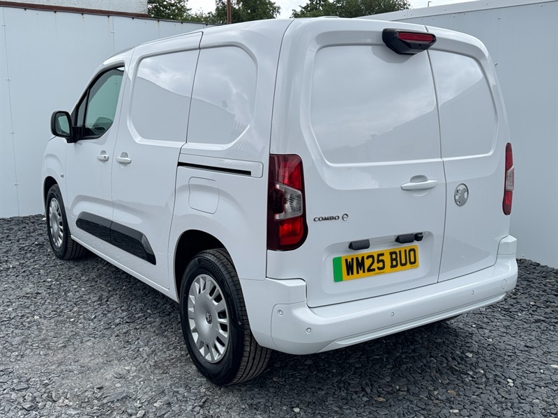 Vauxhall Combo-e Life 52Kwh Pro Panel Van Swb 7.4Kw C WM25BUO White #6