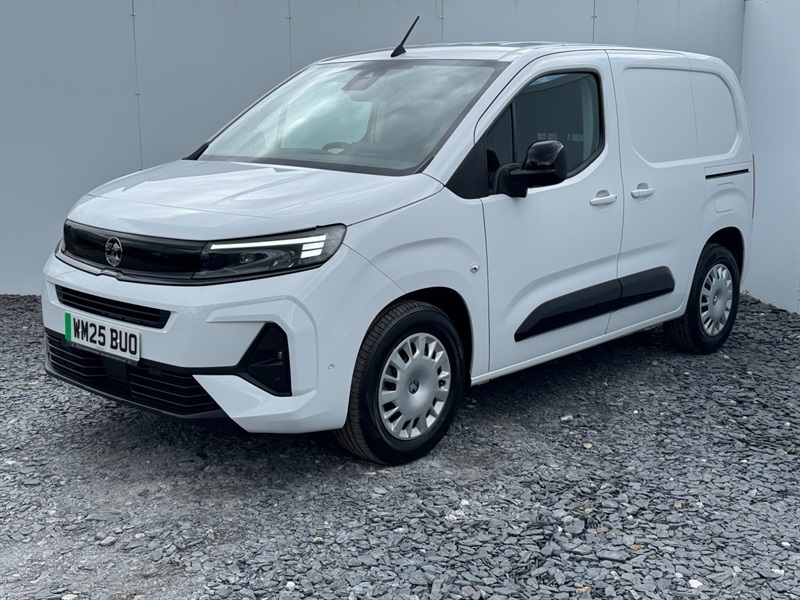 Vauxhall Combo-e Life 52Kwh Pro Panel Van Swb 7.4Kw C WM25BUO White #3