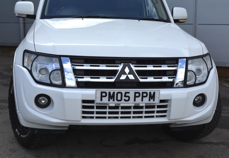 Mitsubishi Shogun 3.2 Di-dc 197 Sg3 Silver #38