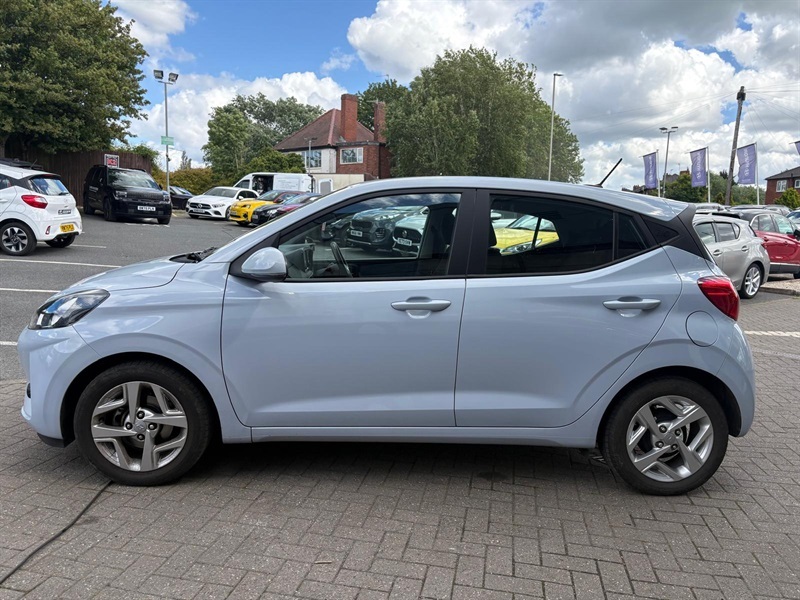 Hyundai I10 1.0 Se Connect Hatchback Euro 6 Blue #3