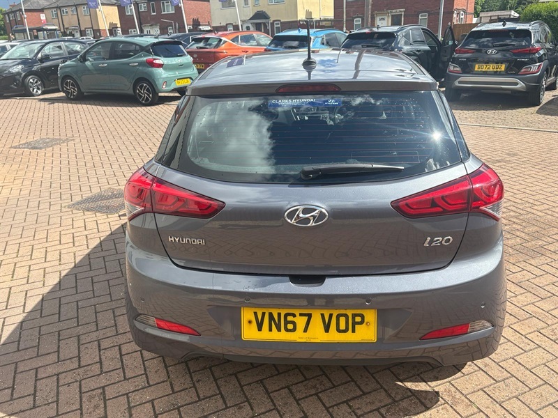 Hyundai I20 1.2 Se Hatchback Euro 6 84 Ps Grey #4