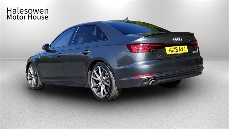 Audi A4 1.4 Tfsi Black Edition Saloon S Tronic HG18AVJ Grey #5