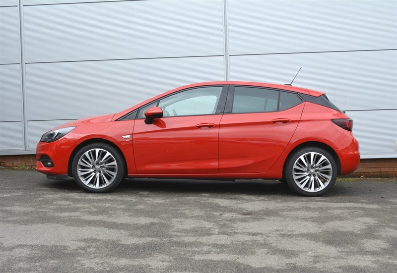 Vauxhall Astra 1.5 Turbo D Sri VX Line Nav Hatchback M Red #3