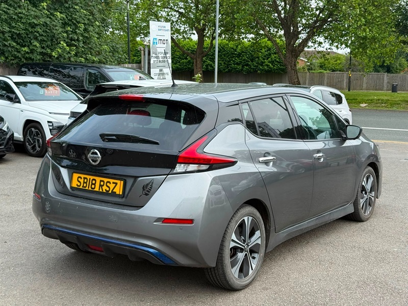 Nissan Leaf 40Kwh Tekna Hatchback 150 Ps Grey #3