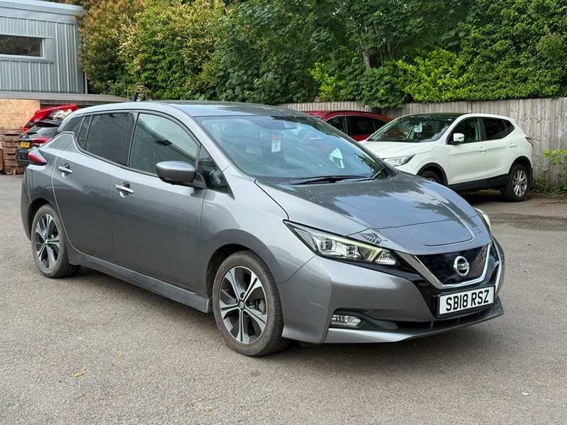 Nissan Leaf 40Kwh Tekna Hatchback 150 Ps Grey