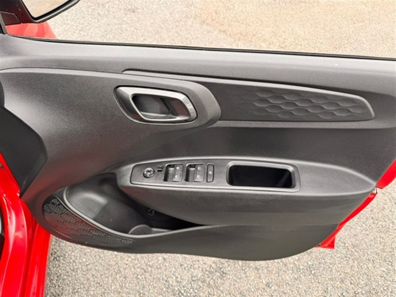 Hyundai I10 1.0 Se Connect Hatchback Euro 6 Red #5