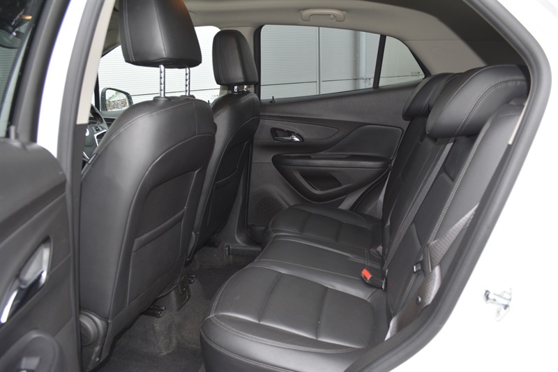 Vauxhall Mokka 1.4T Ecotec Design Nav 2018 White #13