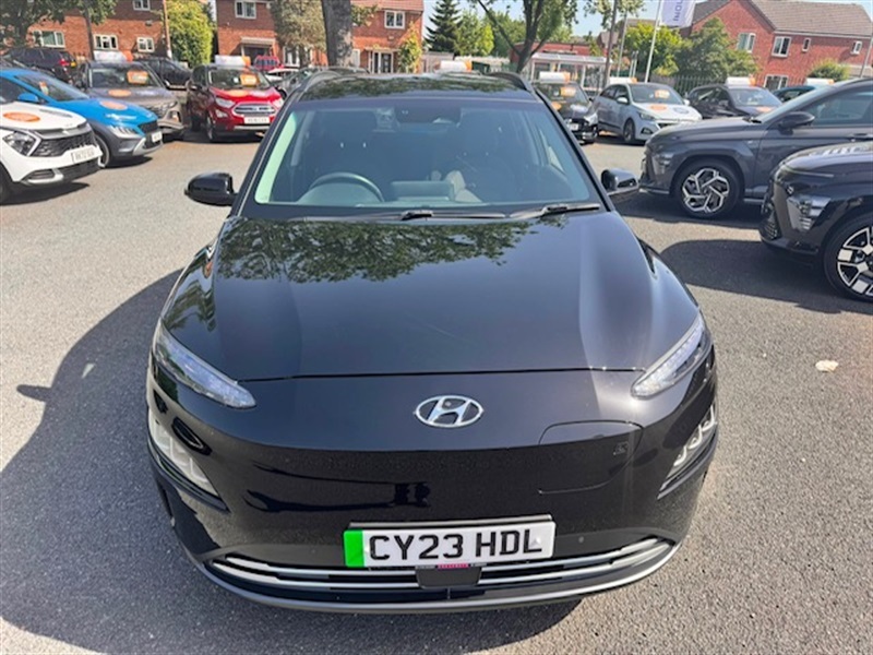 Hyundai Kona 39Kwh Premium Suv 10.5Kw Charge CY23HDL Black #3