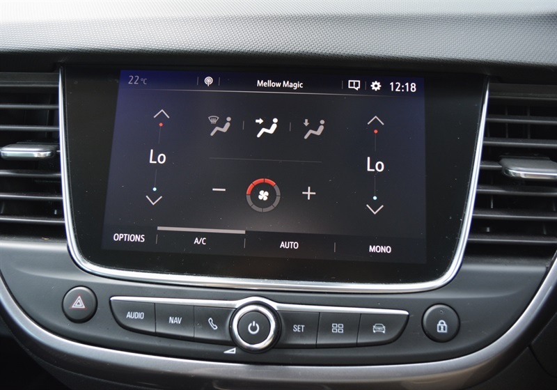 Vauxhall Crossland Elite Nav Blue #16