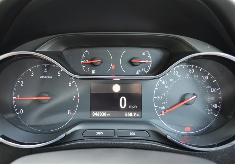 Vauxhall Crossland Elite Nav Blue #9
