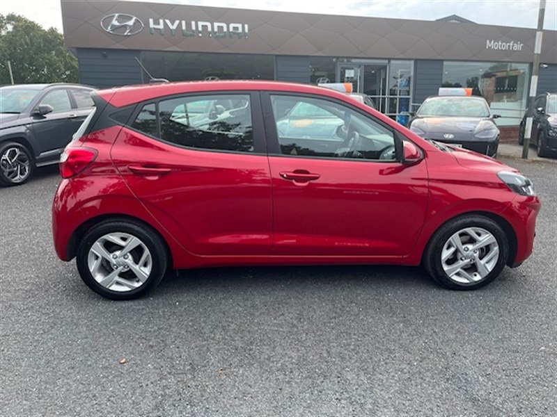 Hyundai I10 1.0 Se Connect Hatchback Euro 6 Red #5