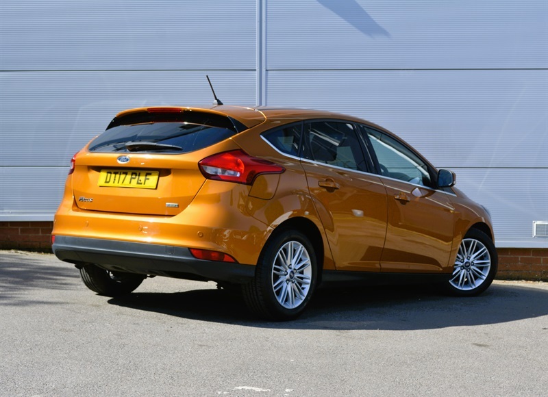 Ford Focus 1.0T Ecoboost Zetec Edition Hatchback A Orange #6