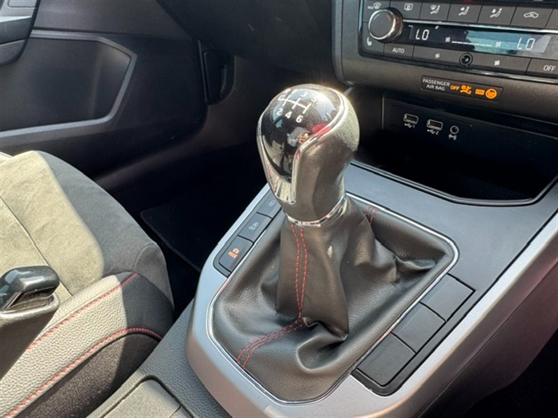 Seat Arona Arona Se Tsi White #28
