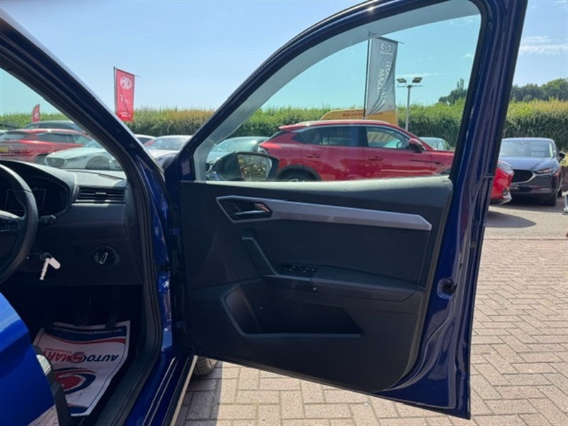 Seat Arona Arona Se Tsi White #21