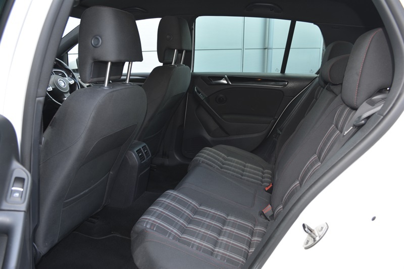 Volkswagen Golf 2.0 Tdi Gt Euro Black #13