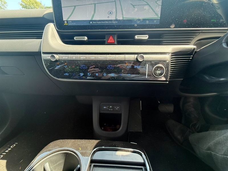 Hyundai Ioniq 5 84Kwh Premium Hatchback 228 Ps Grey #5