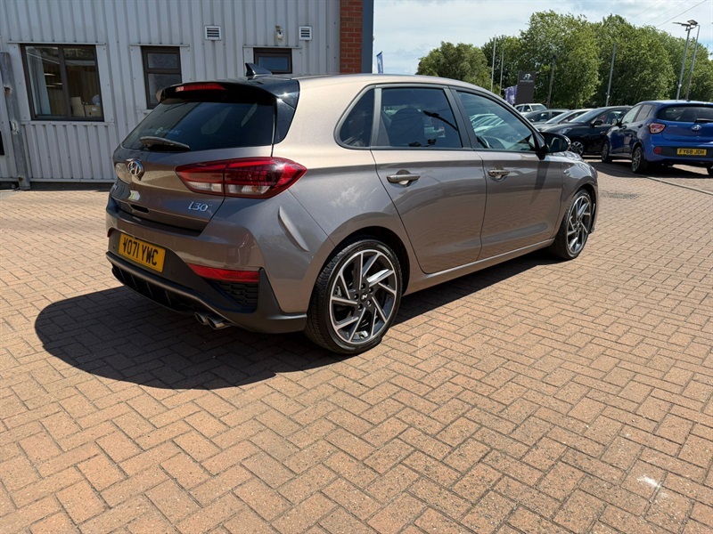 Hyundai I30 1.5 T-gdi Mhev N Line Hatchback Hybrid Brown #3