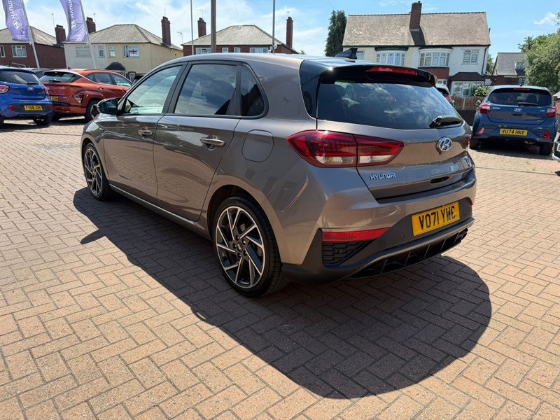 Hyundai I30 1.5 T-gdi Mhev N Line Hatchback Hybrid Brown #4