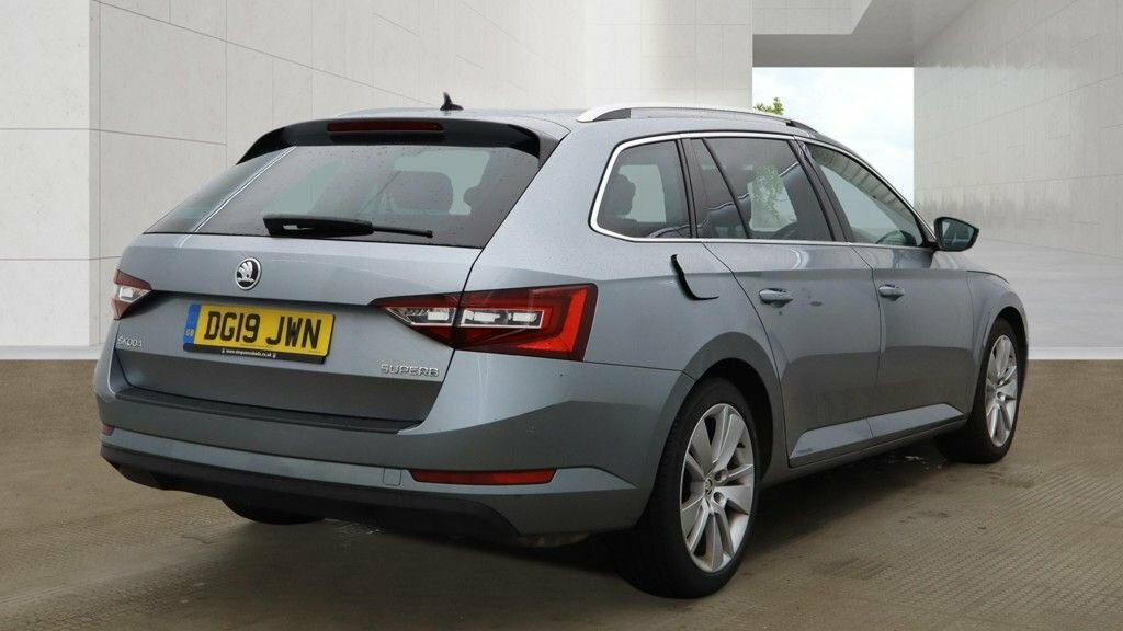 Skoda Superb 1.5L Se L Executive Grey #4