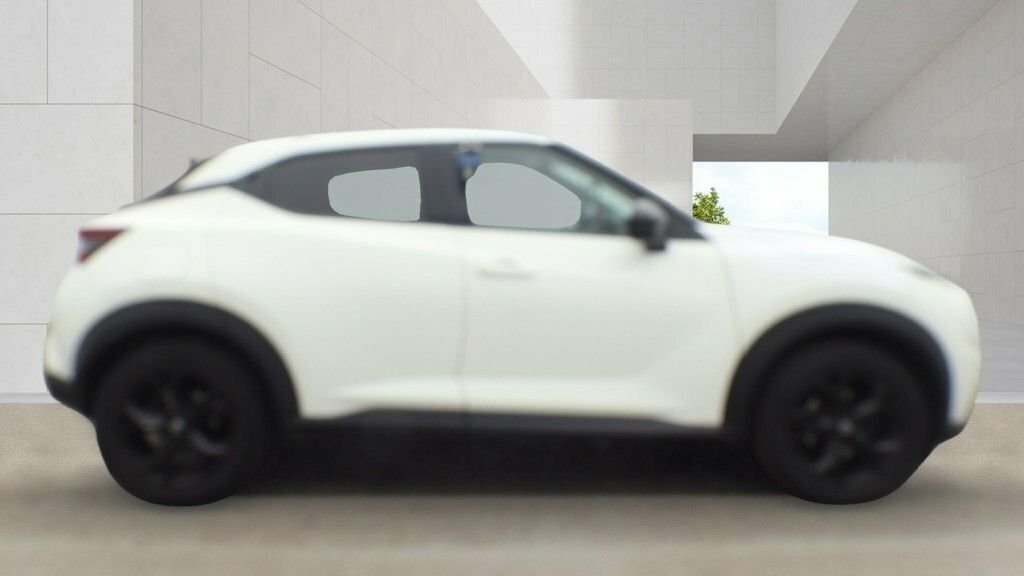 Nissan Juke 1L N-connecta SB70LWY White #5