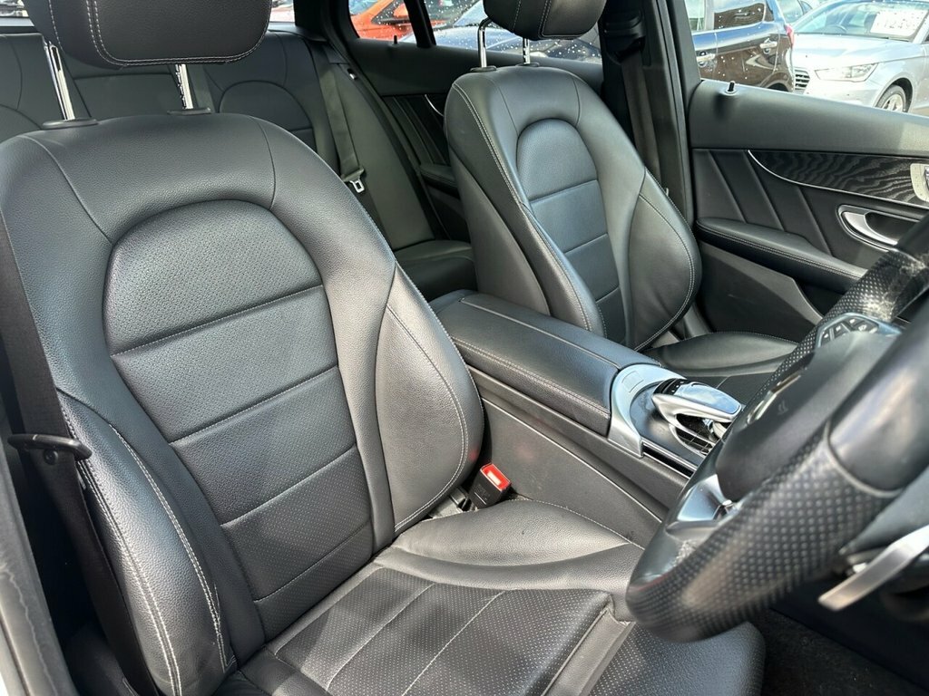 Mercedes-Benz C Class 2.1L Amg Line KS18FXH White #6