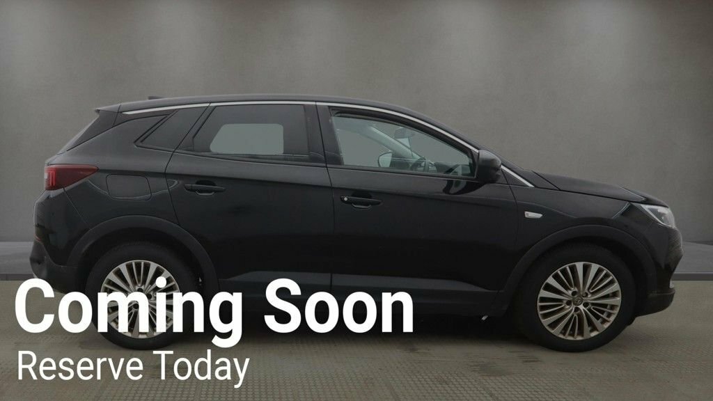Vauxhall Grandland X 1.6L Sport Nav Black