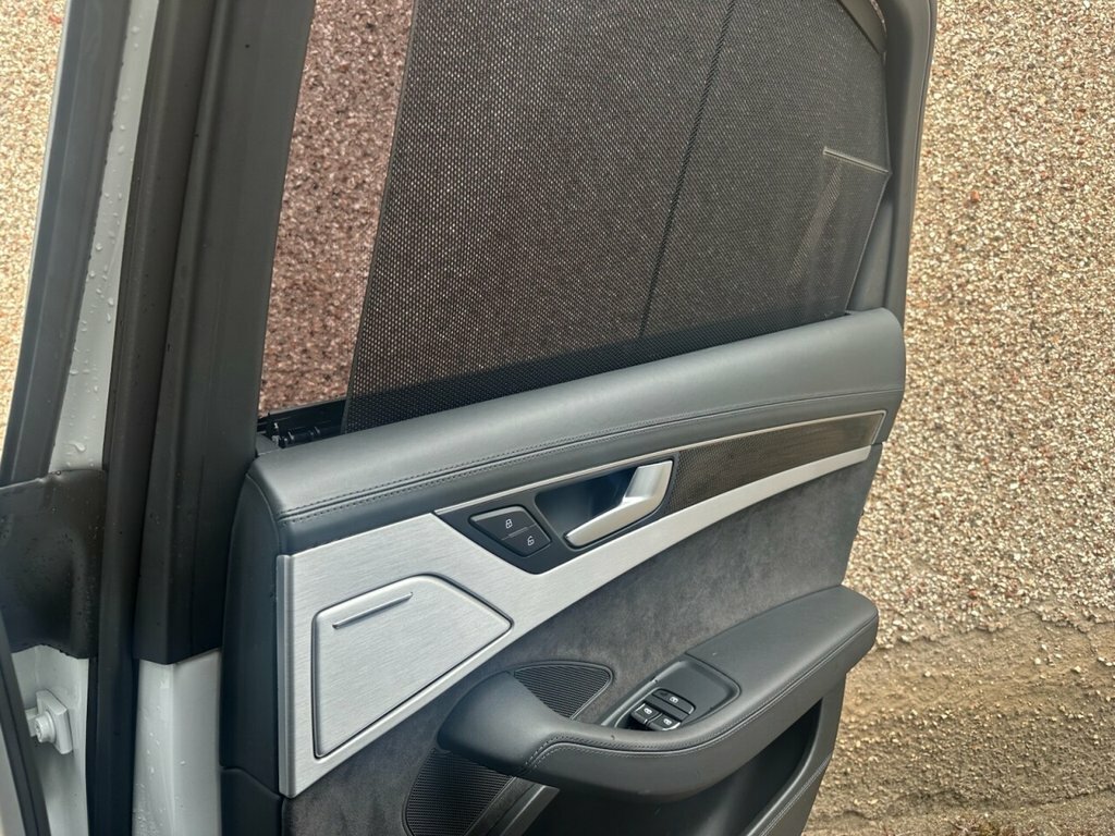 Audi S8 Saloon Black #12