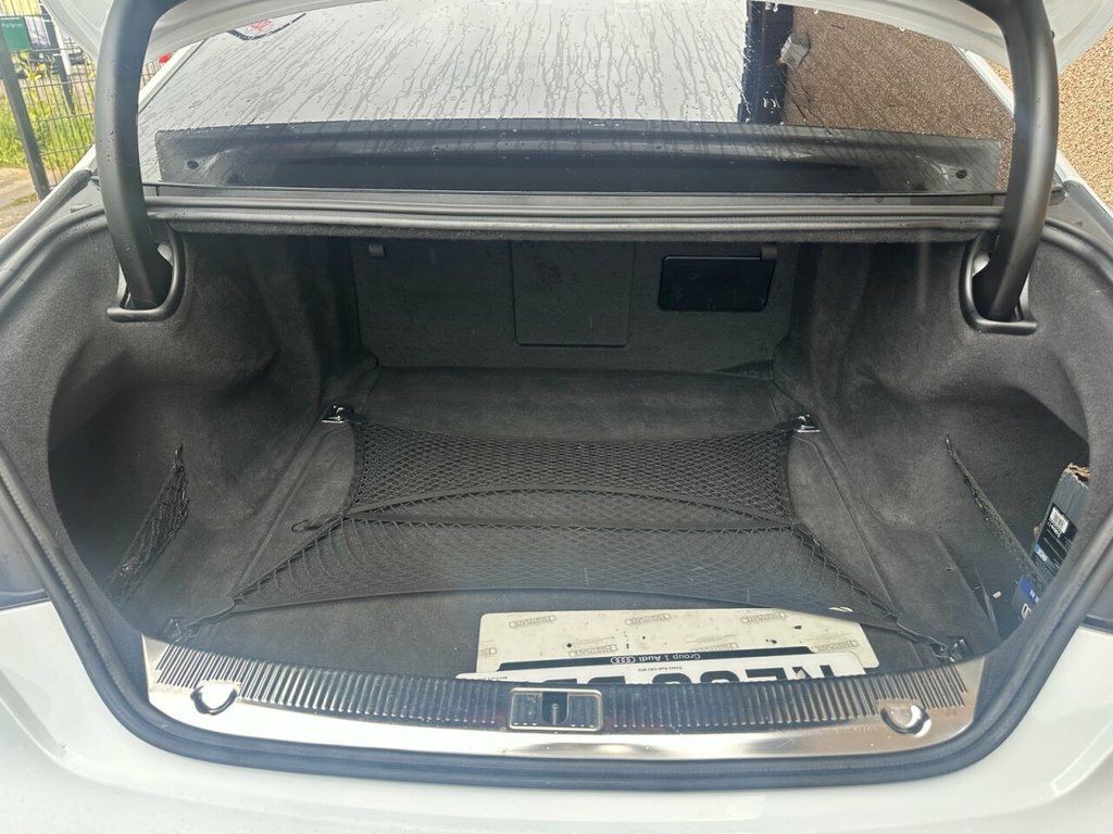 Audi S8 Saloon Black #30