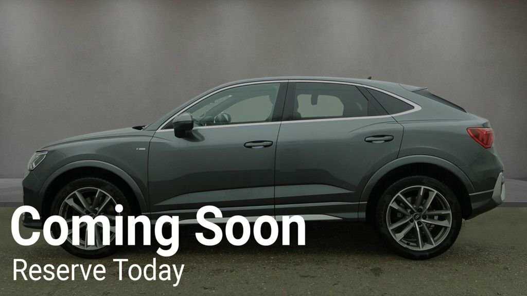 Audi Q3 S Line 35 Tfsi 150 Ps 6-Speed Black #1