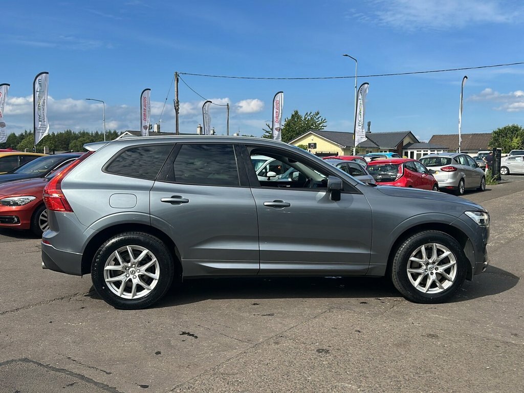Volvo XC60 Xc60 Momentum D4 Awd Blue #8