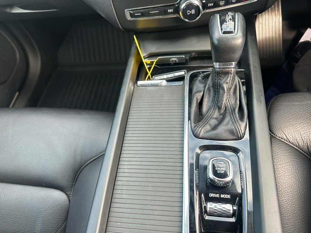 Volvo XC60 Xc60 Momentum D4 Awd Blue #21