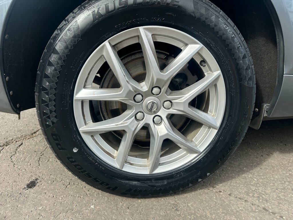 Volvo XC60 Xc60 Momentum D4 Awd Blue #27
