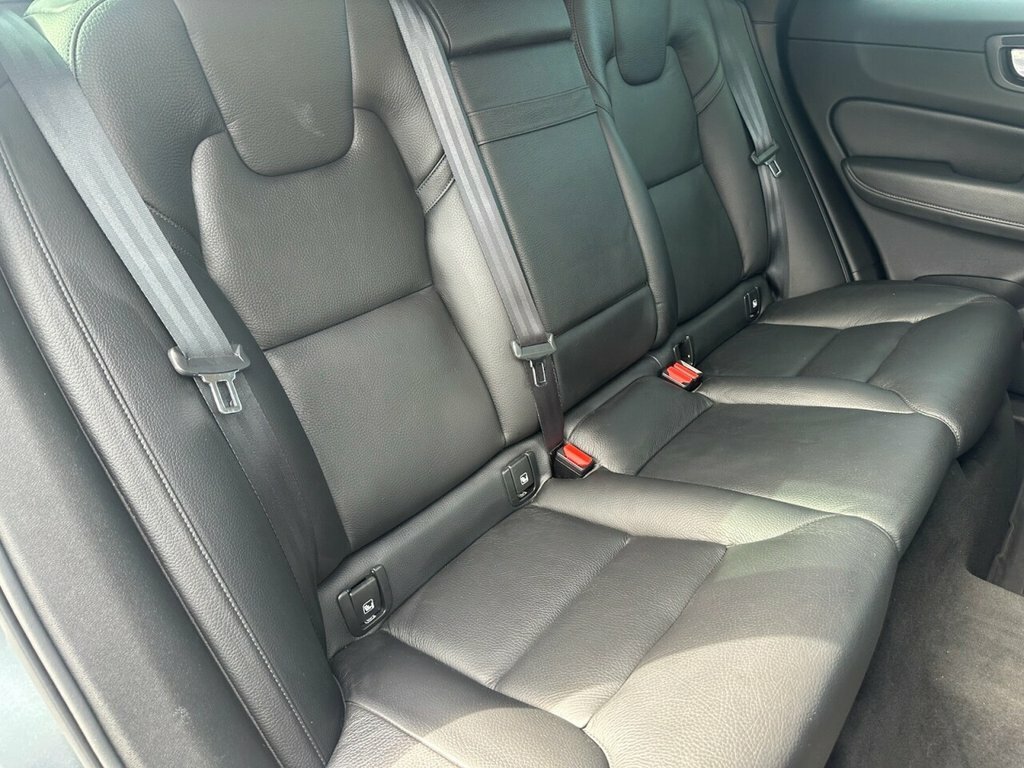 Volvo XC60 Xc60 Momentum D4 Awd Blue #10
