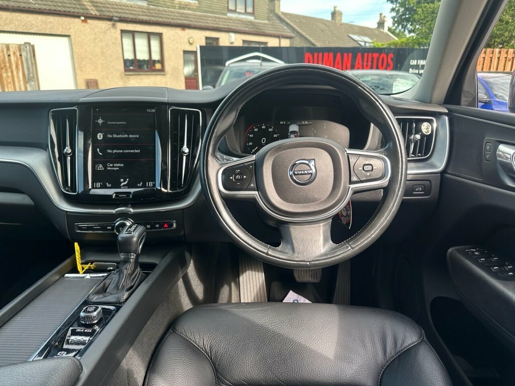 Volvo XC60 Xc60 Momentum D4 Awd Blue #11