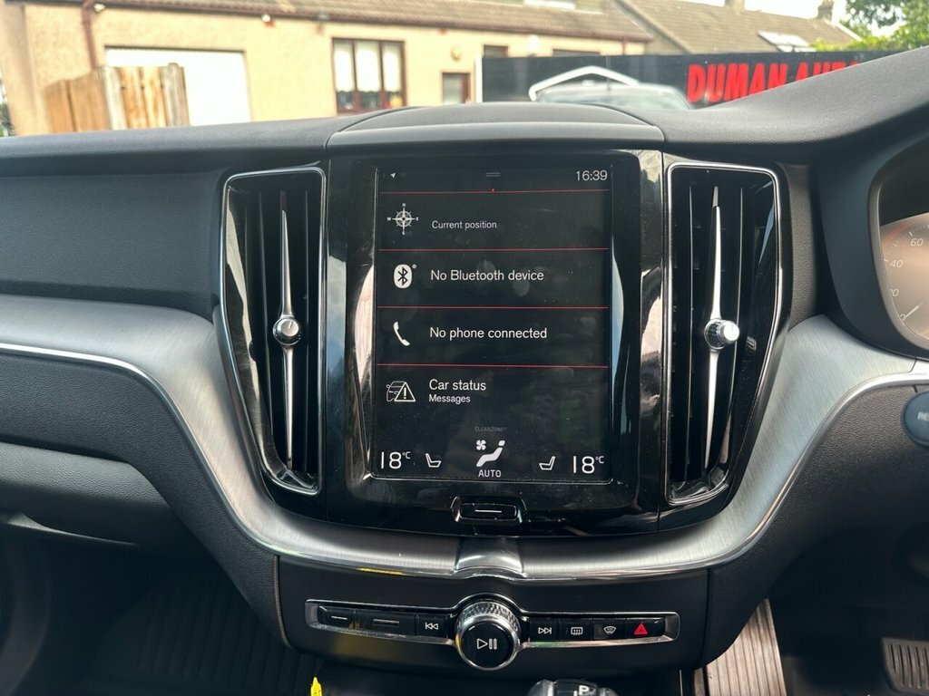 Volvo XC60 Xc60 Momentum D4 Awd Blue #20