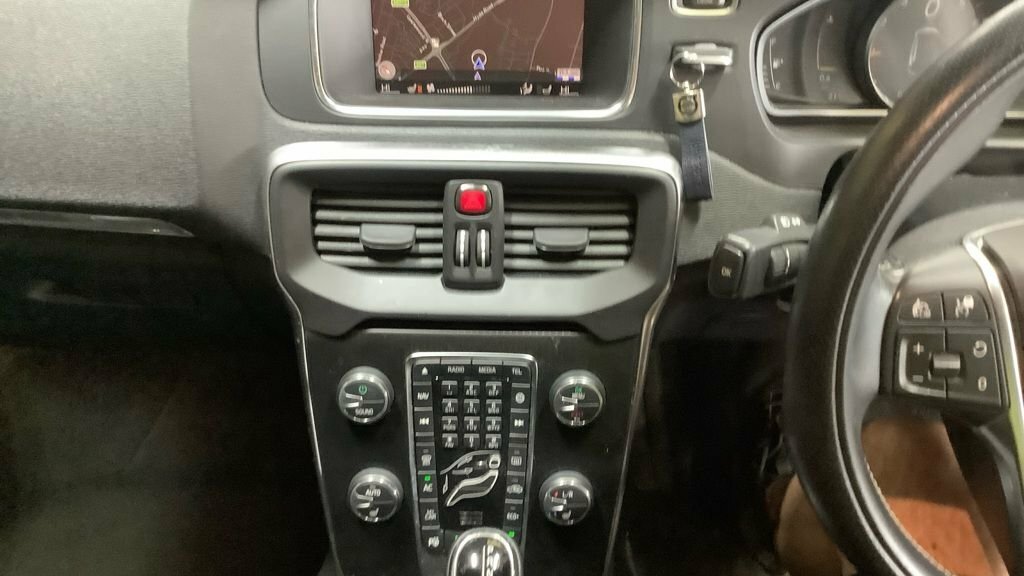 Volvo V40 D2 R-design Nav Plus Grey #11