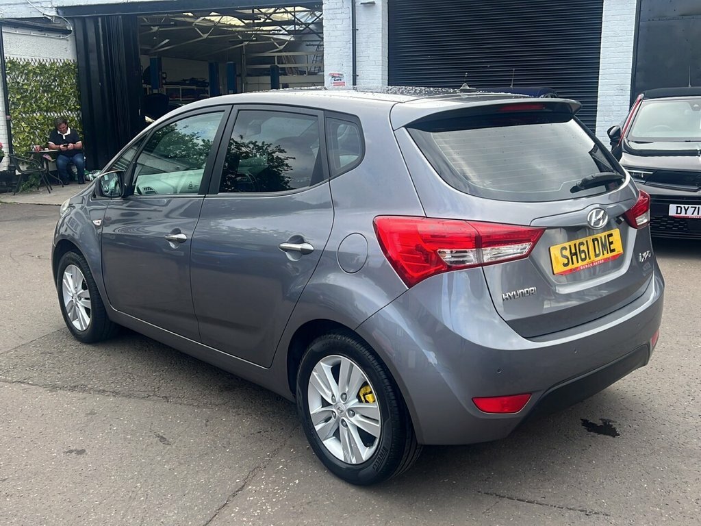 Hyundai Ix20 Hatchback Grey #5