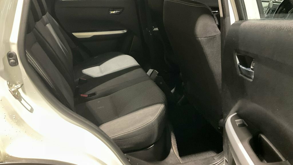 Suzuki Vitara 1.6L Sz4 White #4