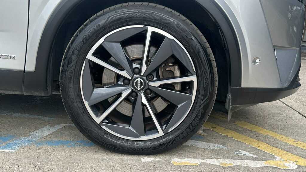 Nissan Qashqai Tekna E-power Aut Silver #6