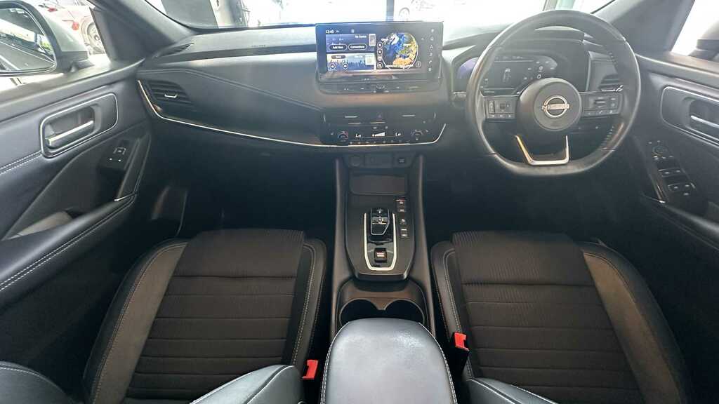 Nissan Qashqai 1.5 H E-power Acenta Premium White #29