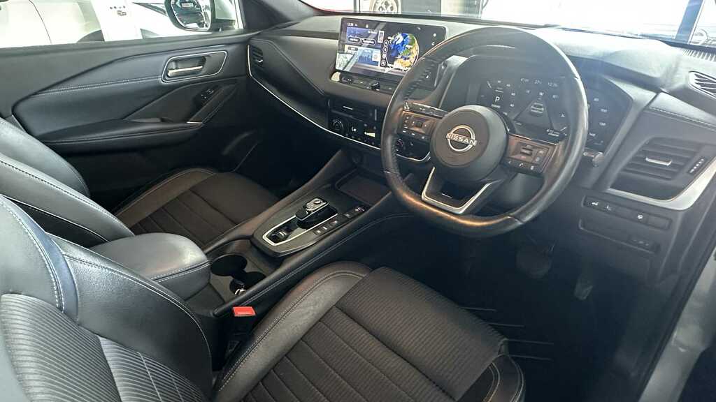 Nissan Qashqai 1.5 H E-power Acenta Premium White #31